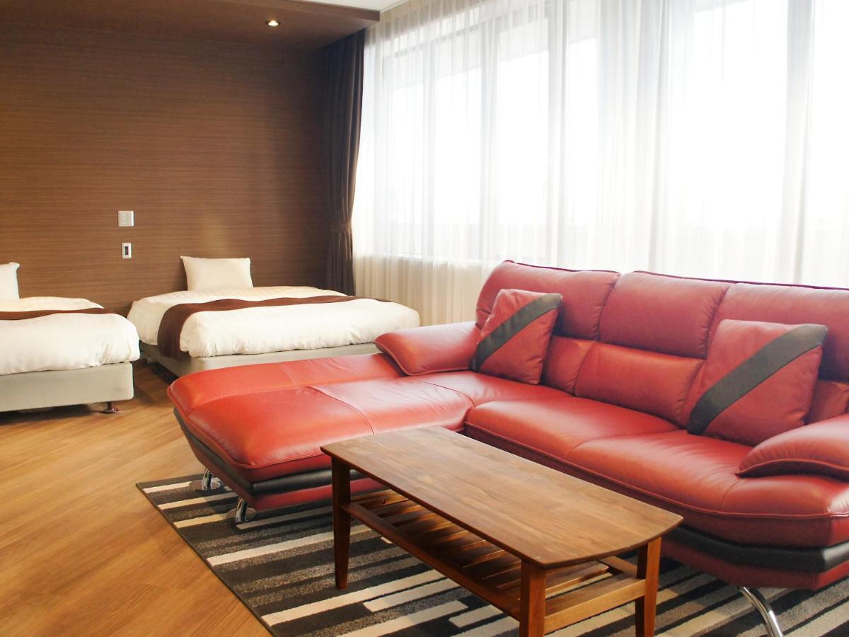 Hotel Abest Grande Okayama Buitenkant foto